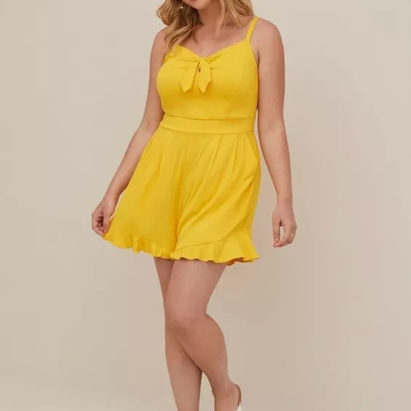 Torrid Yellow Challis Tie-Front Romper- Size 1x - Picture 2 of 11